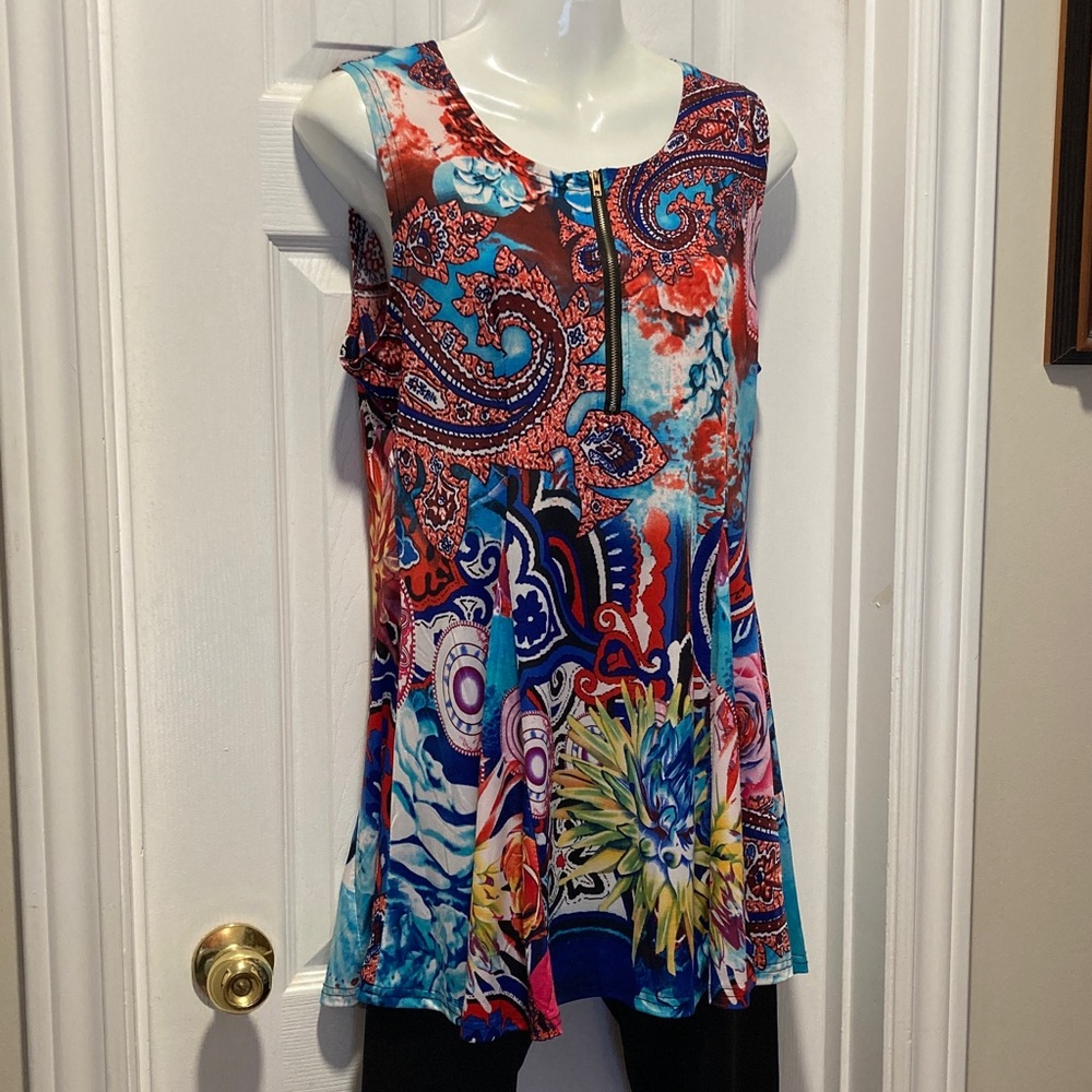 NWOT - Casa Donna Casa Mini Sleeveless Multi-Coloured Paisley Tunic Top - Sz L
